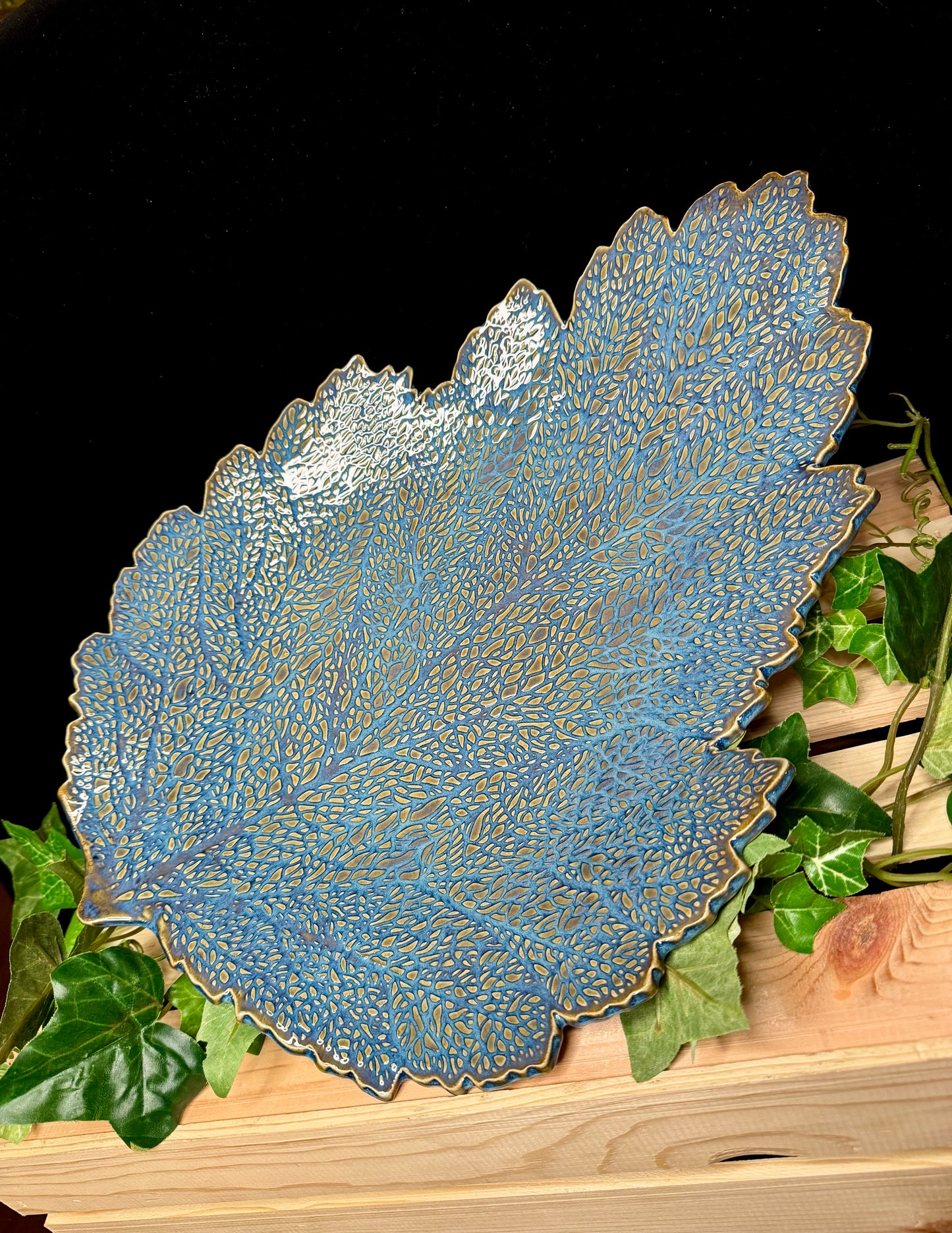 Large Leaf Platter