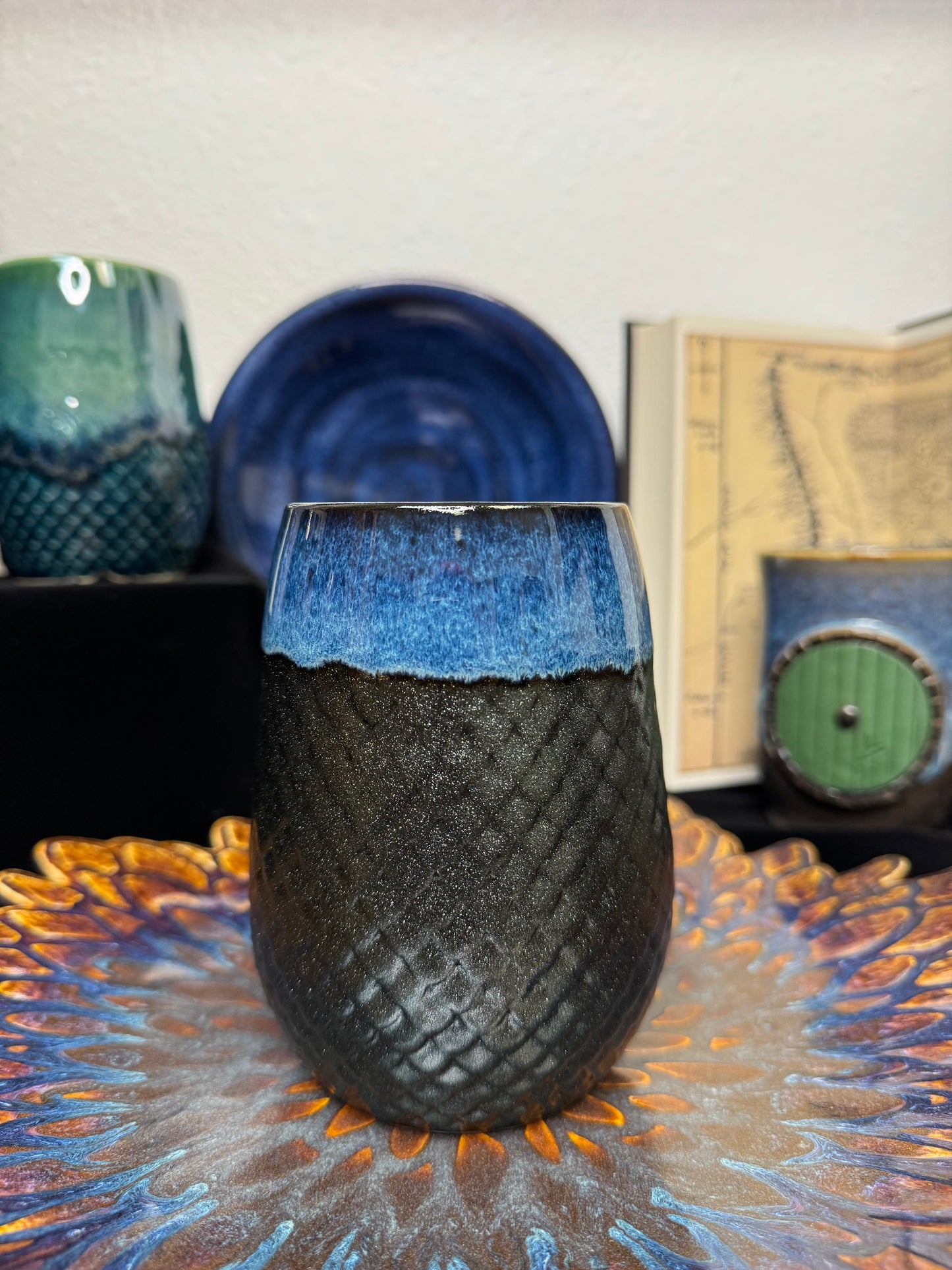 Dragon Scale Dark Shimmer Cup - 14oz