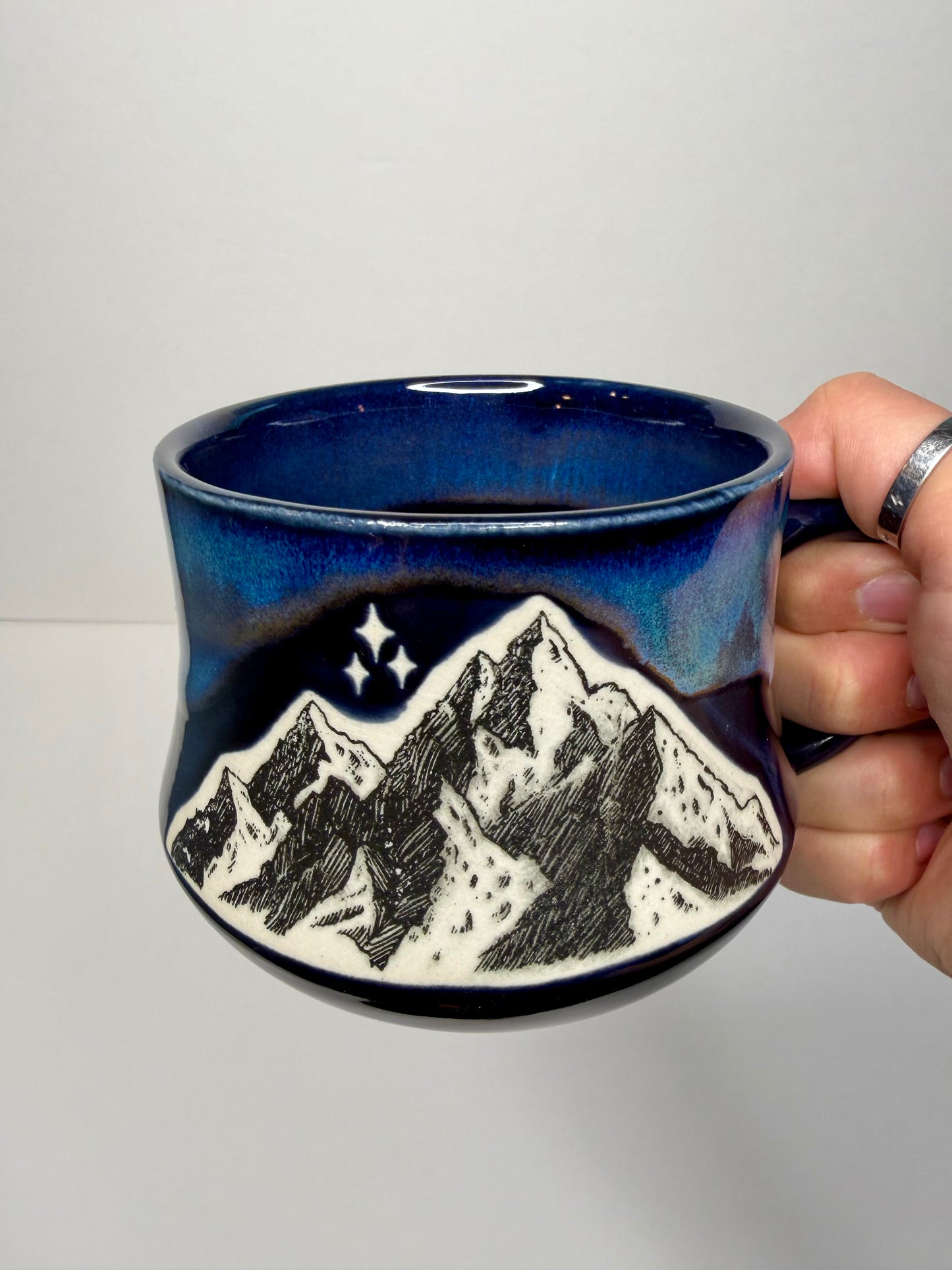 Velaris-Inspired Mug (Pre-Order)